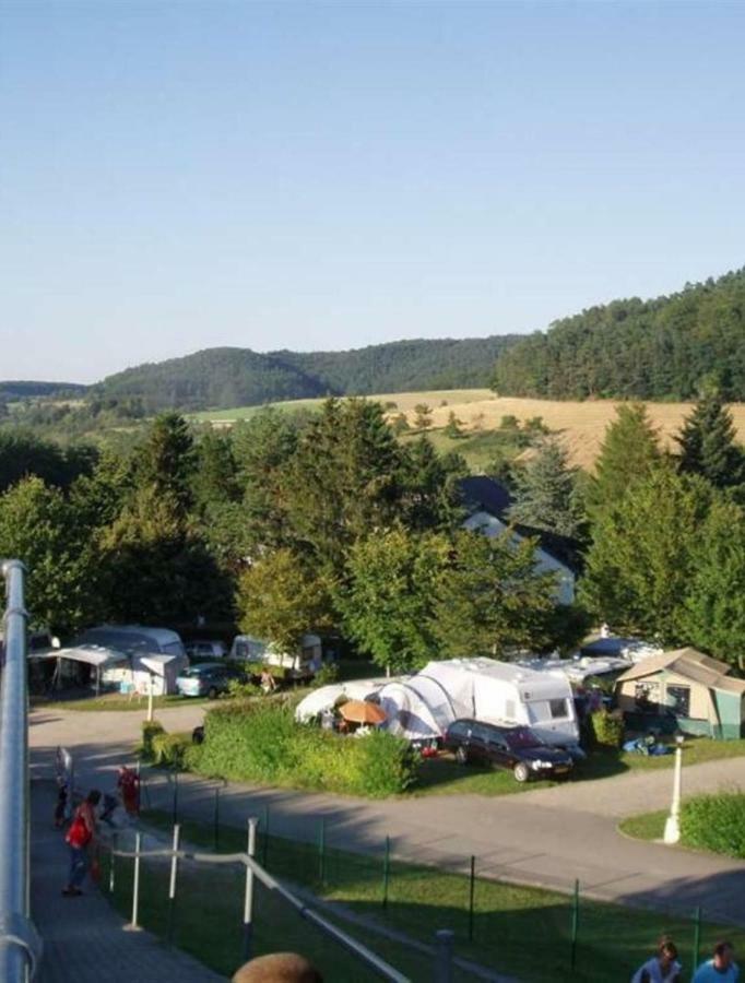 Country Camp Camping Nommerlayen Nommern Extérieur photo